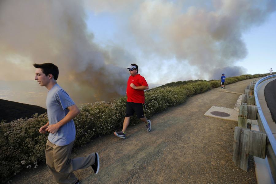 California wildfire: New blaze erupts