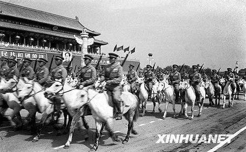 1950年：第一個國慶閱兵