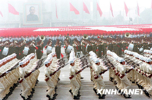 1984年：改革開放再閱兵