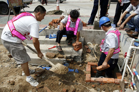 ?？诘揽托麓逅次廴局?3人腹瀉 目前全村已接通安全水源