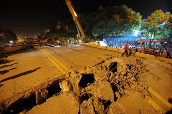 湖南株洲高架橋坍塌致4人死亡15人受傷(組圖)