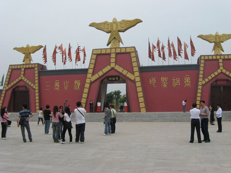 商丘古文化旅游區(qū)：暢游水上仙境 探秘八卦古城