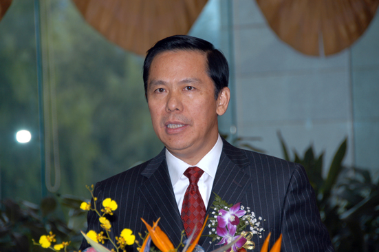 東航與云南省政府簽訂《戰(zhàn)略合作協(xié)議》金孔雀將重新飛上藍(lán)天