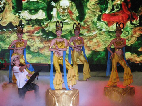 12名選手入圍漢語橋決賽第二場[組圖]