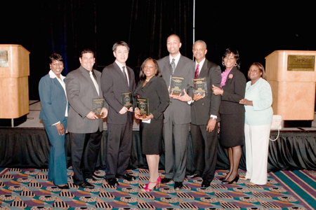 《中國日?qǐng)?bào)·美國版》榮獲美國東南地區(qū)年度最佳少數(shù)族裔媒體獎(jiǎng)