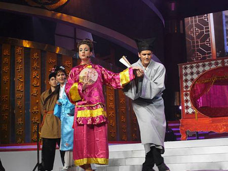 第八屆“漢語橋”比賽在長沙落幕[組圖]