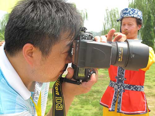 [記者手記]在老區精神感召下可愛可敬的同行們