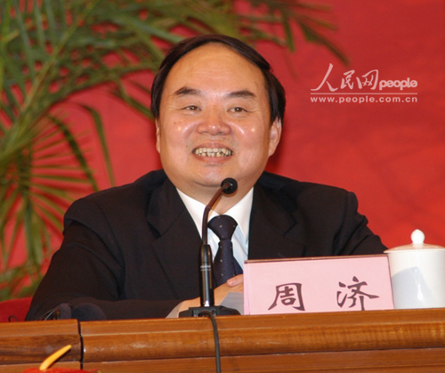 共和國(guó)部長(zhǎng)訪談錄：教育部長(zhǎng)周濟(jì)談新中國(guó)60年教育