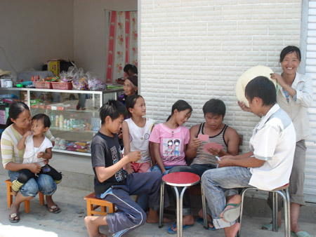 華能小灣水電站移民：和諧一家子