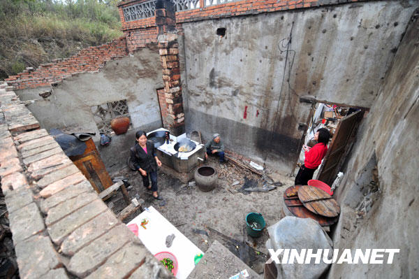 大愛無悔別故土——南水北調中線庫區(qū)移民搬遷側記