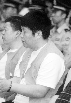 榆樹市人大常委會原副主任徐鳳山之子徐偉被針決